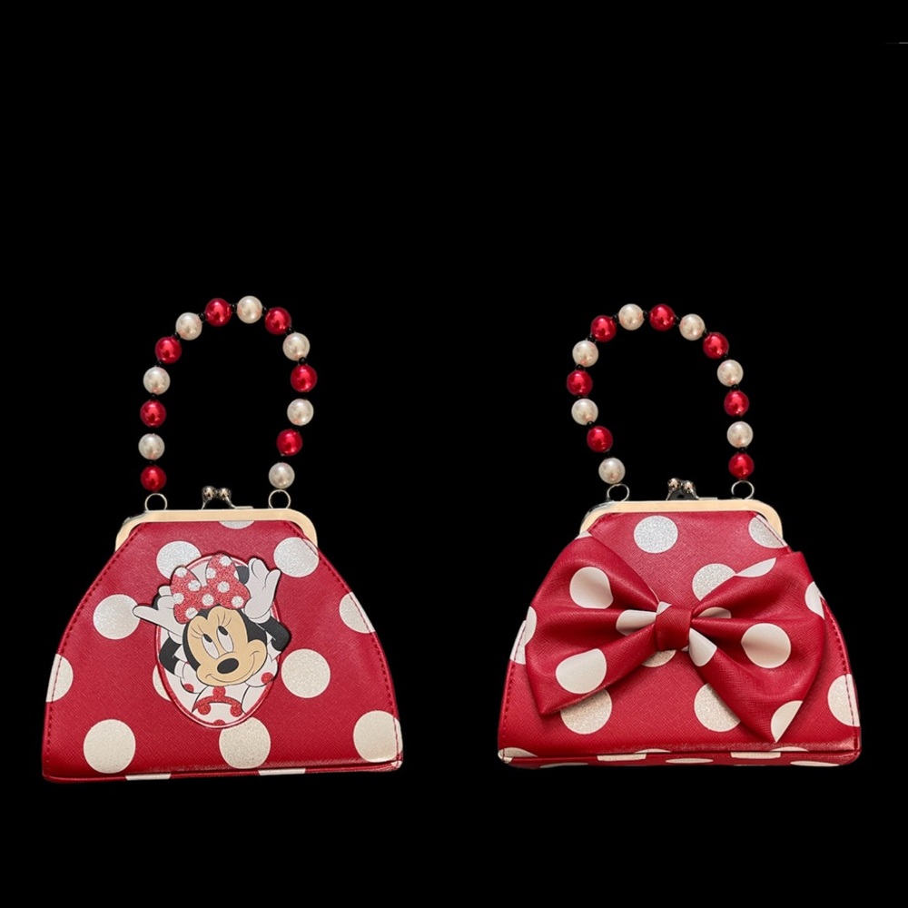 ❤️🤍❤️🤍 Minnie Mouse Disney Clasp Enclosure Purse with Bead Handle 🤍❤️🤍❤️
